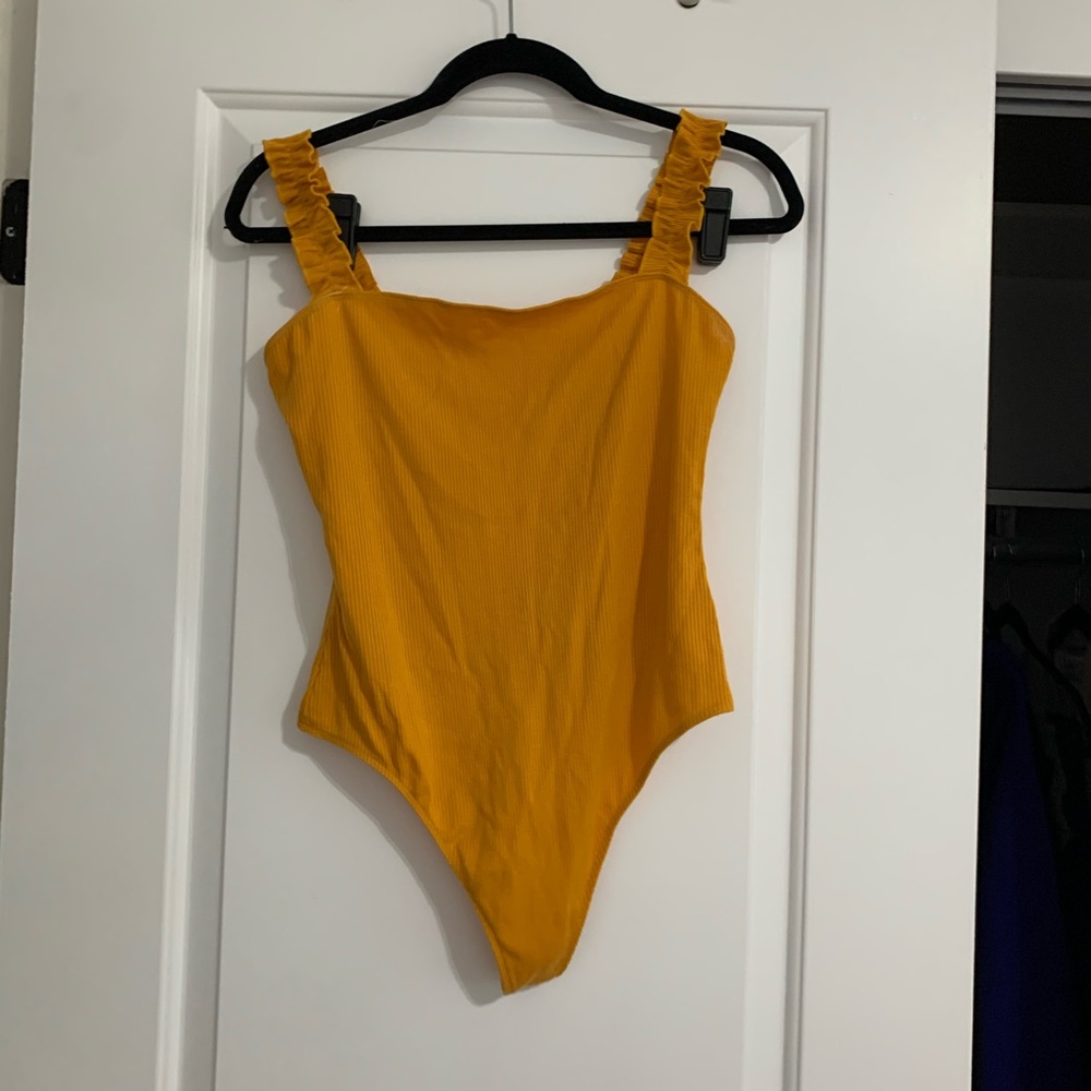 Aritzia Sunday Best Firecracker Bodysuit Marigold